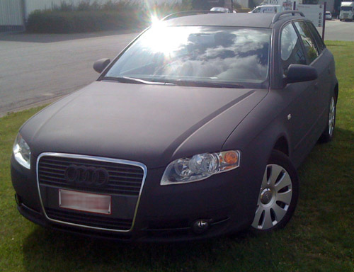 Car wrapping door PRINTiX - Audi A4 Avant matte black