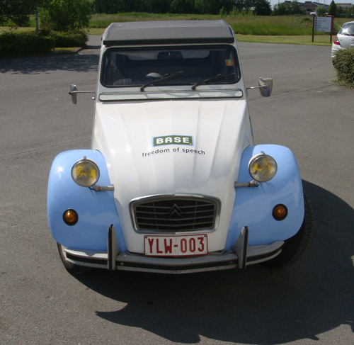 Base 2CV