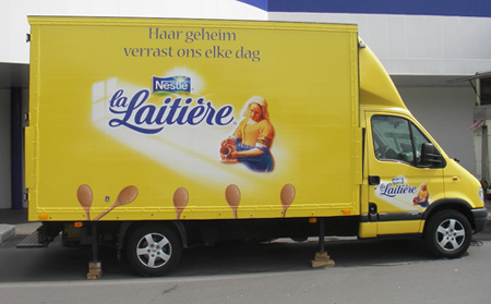 La Laiti?re promo truck