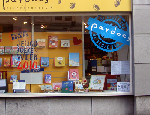 Poespas etalagebelettering